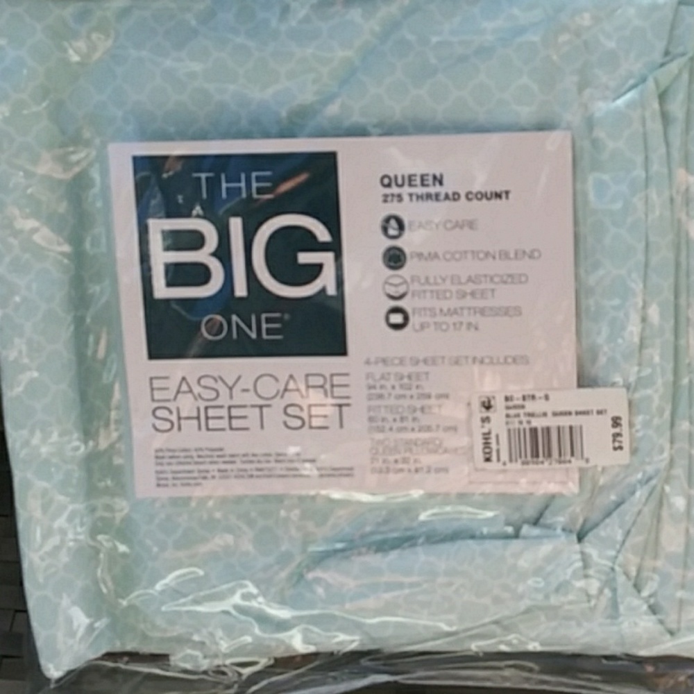 Queen sheet set